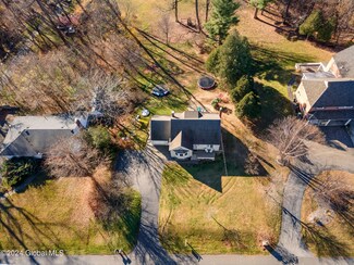535 Sacandaga Rd, Schenectady, NY 12302
