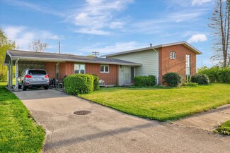 1565 S Pointe Dr, Rantoul, IL 61866