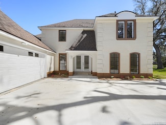 2257 River Valley Dr, West Columbia, TX 77486