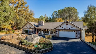 38919 Marigold Ln, Oakhurst, CA 93644