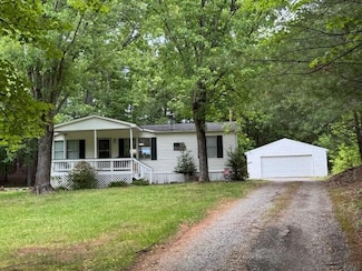 34 Baytree Ct, Moneta, VA 24121