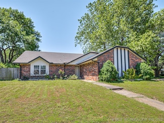 1213 S Chestnut Ave, Broken Arrow, OK 74012