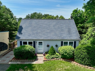 67 S Silver Ln, Sunderland, MA 01375
