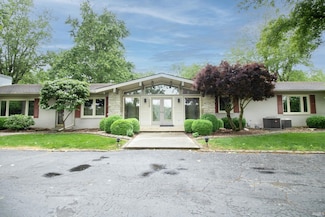 1213 N Howard St, Union City, IN 47390