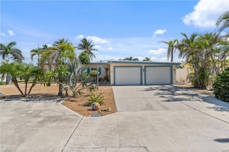 5475 Avenida Pescadora, Fort Myers Beach, FL 33931