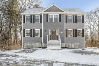 59 Baremeadow St, Methuen, MA 01844