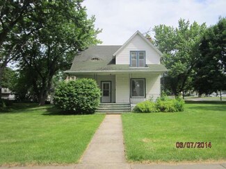210 E Brayton Rd, Mount Morris, IL 61054
