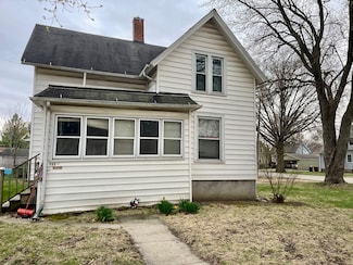 120 W Macomb St, Belvidere, IL 61008