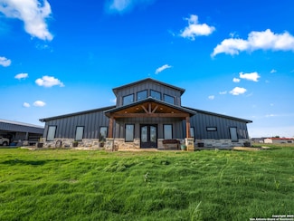 12093 New Sulphur Springs Rd, San Antonio, TX 78263