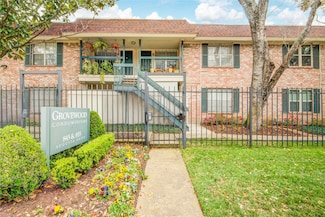 845 Augusta Dr Unit 6, Houston, TX 77057