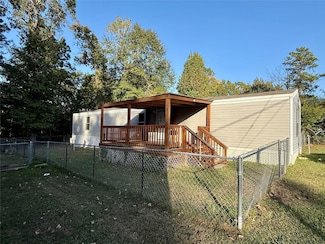 649 Ponderosa Dr, Onalaska, TX 77360