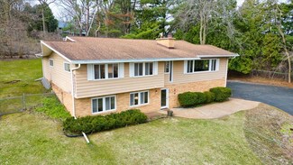 5745 Old Middleton Rd, Madison, WI 53705