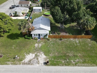 305 SW 2nd St, Okeechobee, FL 34974