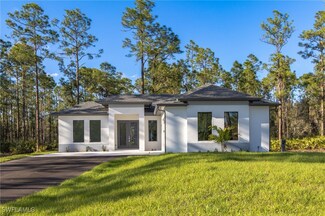 2955 24th Ave SE, Rural Estates, FL 34117