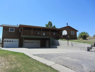 21 Mountainview Rd, Douglas, WY 82633