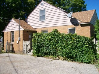 409 Church St, Saint Ignace, MI 49781