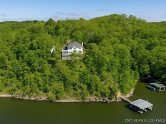 1026 Grandview Ln, Linn Creek, MO 65052