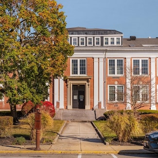 1475 Massachusetts Ave Unit 352, Lexington, MA 02420
