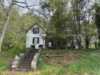 82 Pineola Court Ln, Newland, NC 28657