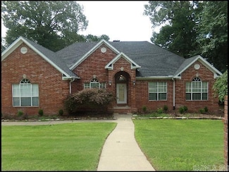 12 Caddo Ct, Maumelle, AR 72113
