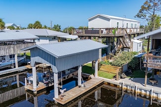 119 SE 218th St, Old Town, FL 32680
