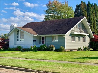 325 Albert St, Newton Falls, OH 44444