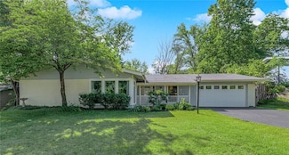 1647 Pepperwood Dr, Saint Louis, MO 63146