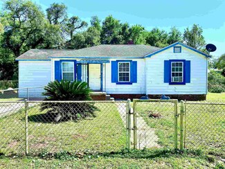 3811 W Cervantes St, Pensacola, FL 32505