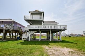 115 Mar Vista Ct, Surfside Beach, TX 77541