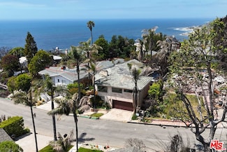 227 Quadro Vecchio Dr, Pacific Palisades, CA 90272