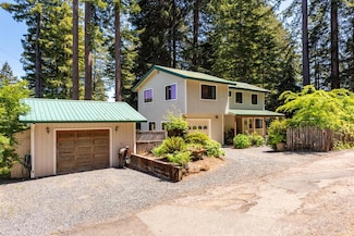 1 Mosswood Cir, Cazadero, CA 95421