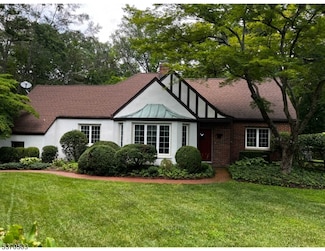 184 Hillside Ave, Bedminster, NJ 07921