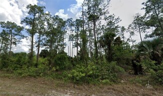 3104 E 9th St, Lehigh Acres, FL 33972