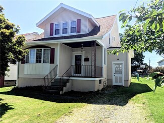 306 S Hickory St, Scottdale, PA 15683