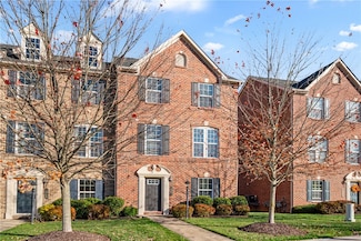 1966 Georgetown Dr, Sewickley, PA 15143