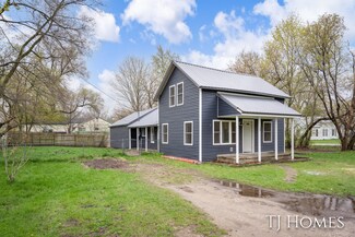 188 W Weaver St, Hesperia, MI 49421