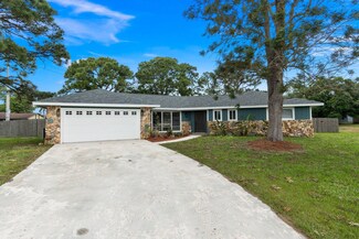 393 NW Ferris Dr, Port Saint Lucie, FL 34983