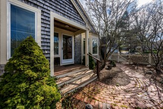 142 Kates Path, Yarmouth Port, MA 02675