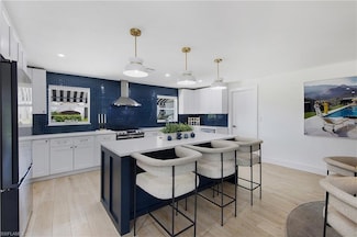 1600 Curlew Ave, Naples, FL 34102