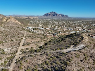 493 W Mcdowell Blvd, Apache Junction, AZ 85120