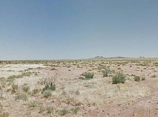 945x Cash Ln, Sun Valley, AZ 86025