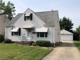 12805 Oakview Blvd, Cleveland, OH 44125