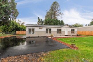 3049 Ohio St, Longview, WA 98632