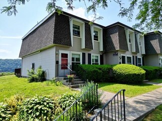 44 Hurlihe St, Poughkeepsie, NY 12601