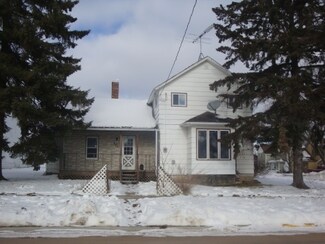 407 Franklin St, Elroy, WI 53929