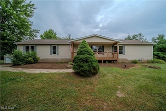 6570 Red Brush Rd, Ravenna, OH 44266