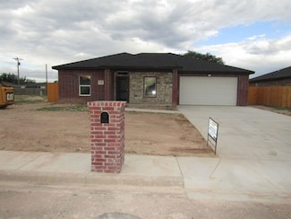 1509 N Irving St, Hereford, TX 79045