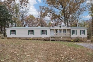 1935 Sixteenth Model Rd, Manchester, TN 37355