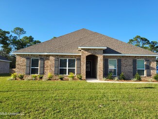 6200 Skimmer Ct, Ocean Springs, MS 39564