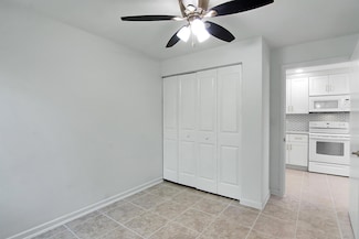 1057 Alto Rd, Lantana, FL 33462